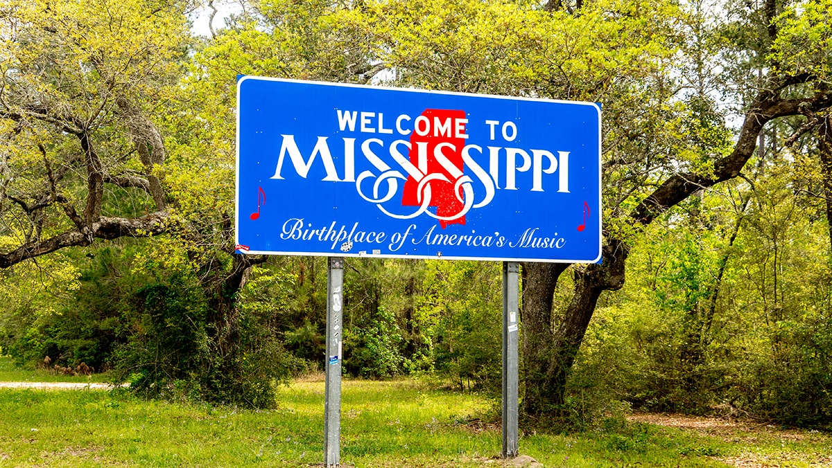 Welcome to Mississippi sign, birthplace of america's music